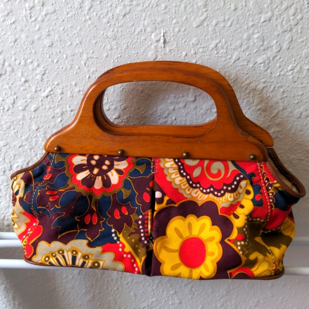 J CREW Vintage inspired Wood Handle 70s Floral Handbag